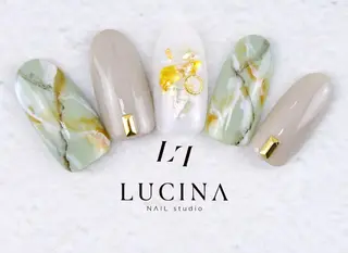 ネイル 新橋 ルキナ スタッフのネイルデザイン