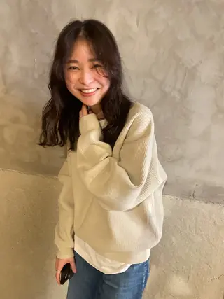 セミロング パーマ さの あやねのヘアスタイル