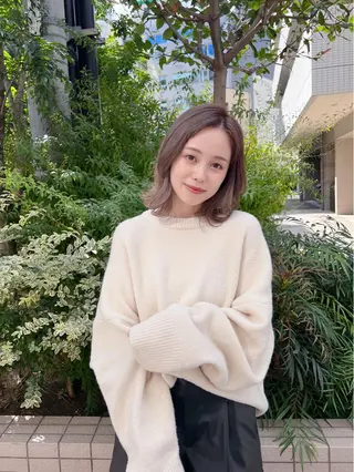 カラー REAL【レアル】所属・グレージュ/透け感 カラー/透明感カラーのヘアスタイル