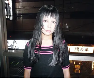 ロング GIVET所属・心斎橋/ハイトーン/ デザイン🪅yugoのヘアスタイル