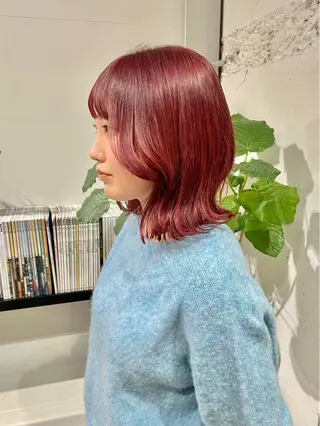 ミディアム カラー ウルフ/似合わせ レイヤー/RIHOのヘアスタイル