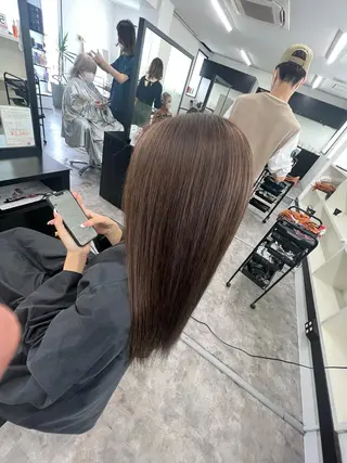 ロング カラー LOBY所属・LOBY トモヤのヘアスタイル