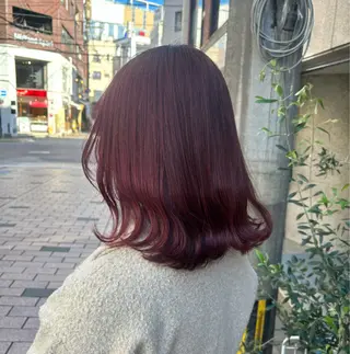 ミディアム カラー eMu MIYUのヘアスタイル