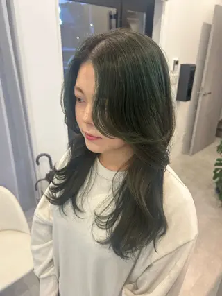 ロング カラー SOYON豊田市駅店 MIYUのヘアスタイル