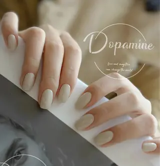 ネイル Dopamine nail 新人のネイルデザイン