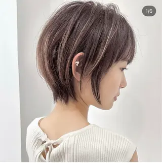 ショート 伊藤 優里のヘアスタイル
