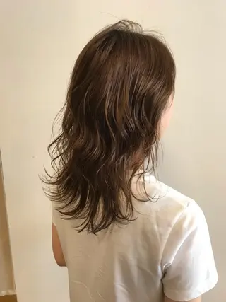 ミディアム カラー デザインカラー🌈 高木リョウのヘアスタイル