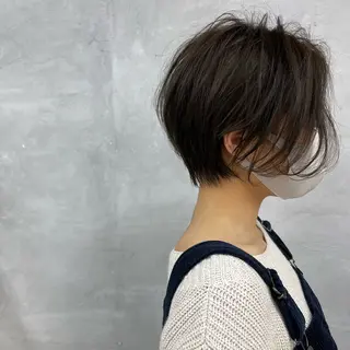 ショート カラー 田畑 智規のヘアスタイル