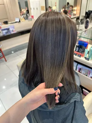 セミロング カラー クロスパーマ/うる艶 カラー/Kurumiのヘアスタイル