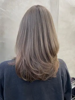 カラー ショート・ボブ 徳竹淳一のヘアスタイル