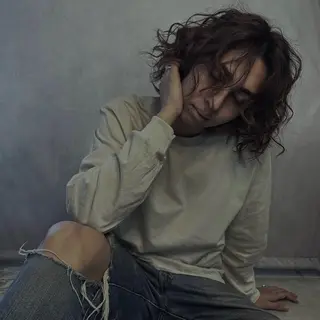 ロング メンズ RACCOON.TOKYO 渋谷店所属・メンズカット特化🐺 ウルフ[店長]置塩祥のヘアスタイル