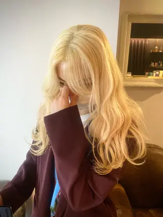 ロング カラー 只野 真衣のヘアスタイル