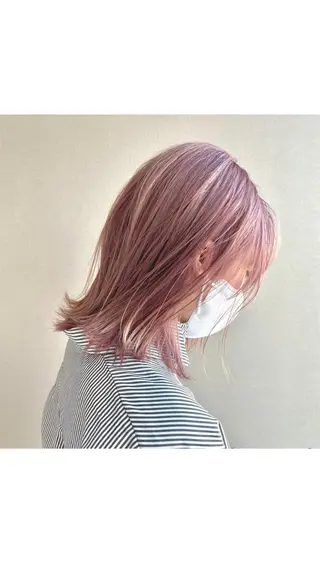 ミディアム 切りっぱなしボブ/ 蒲生四丁目/伊藤瑠唯のヘアスタイル