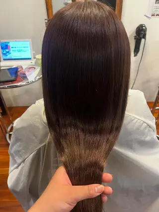 セミロング まみ/暖色カラー /デザインカラーのヘアスタイル