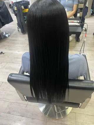 カラー TIDEHAIR SHUKAのヘアスタイル