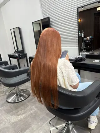 ロング カラー 韓国ヘア暗髪 ダブルカラーメンズ可のヘアスタイル