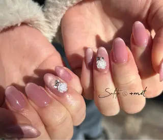 ネイル 渋谷 怜奈のネイルデザイン