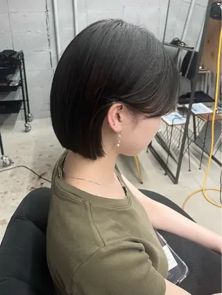 ショート col sapporo所属・あざと可愛い💓 盛れる顔まわり/uiのヘアスタイル