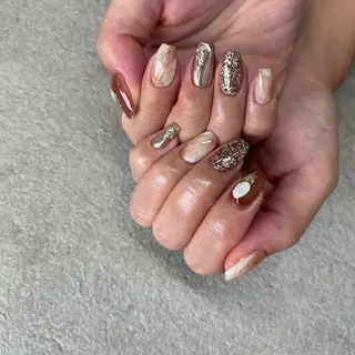 ネイル 【やり放題専門店】 スカルプ&長さ出しのネイルデザイン