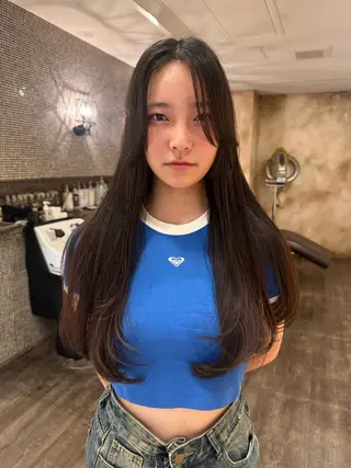ロング lot Karen /透明感カラーのヘアスタイル