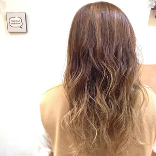 セミロング ロング カラー Neolive Cava 相模大野店所属・sola: neoliveのヘアスタイル