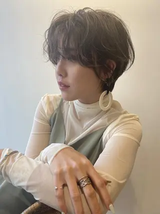 ショート 柳下 涼のヘアスタイル