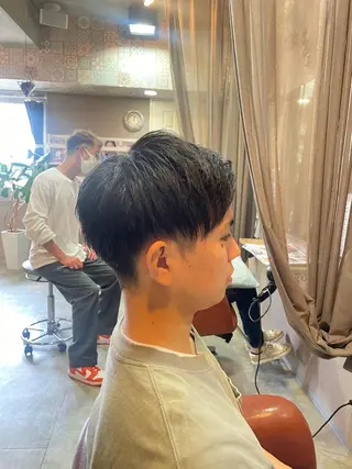 ミディアム メンズ 荒牧 絵美のヘアスタイル