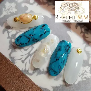 ネイル ネイリスト riiisaのネイルデザイン