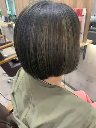 ショート カラー memento 斎藤大覚のヘアスタイル