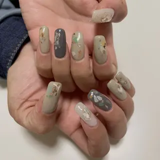 ネイル 奈良 智子のネイルデザイン