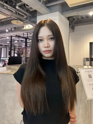 ロング 池袋　似合わせショー トヘア　萩原 佑紀のヘアスタイル