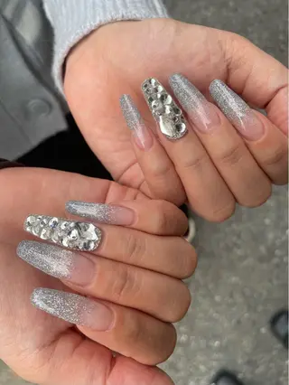 ネイル オーロラ所属・YUI nailのネイルデザイン