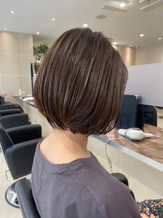 ショート カラー CLALA HIROSHIMA所属・CLALA HIROSHIMAのヘアスタイル