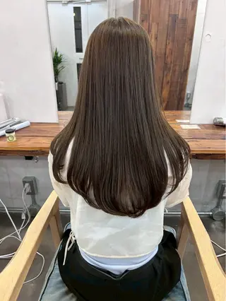 ロング 下小路 響のヘアスタイル