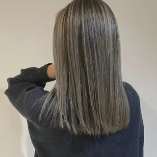 ミディアム カラー ブリーチカラー🌈 石垣翔太のヘアスタイル