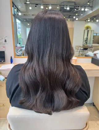 ロング ELEANOAH TOKYO エレノア トーキョー所属・RENA 🎀のヘアスタイル