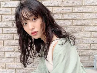 セミロング カラー EMANON天神所属・Hitomi Ezakiのヘアスタイル