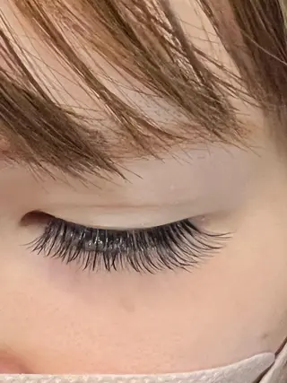 マツエク・マツパ ikoi yukaのヘアスタイル