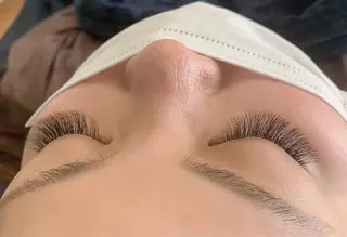 マツエク・マツパ salonLADYSTYLE所属・稲嶺 美華のエステ・リラクイメージ