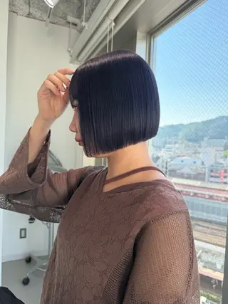 ショート カラー 店長 MANAMI /ブリーチ/骨格ボブのヘアスタイル