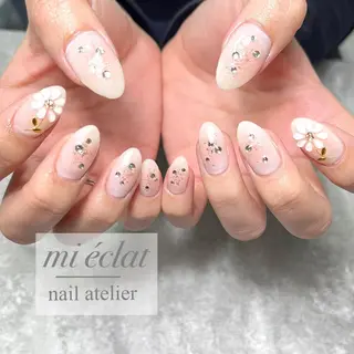 ネイル mi éclat ミ　エクラのネイルデザイン