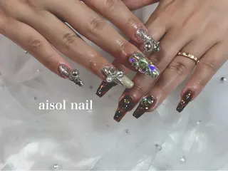 ネイル Aisol nail salonのネイルデザイン
