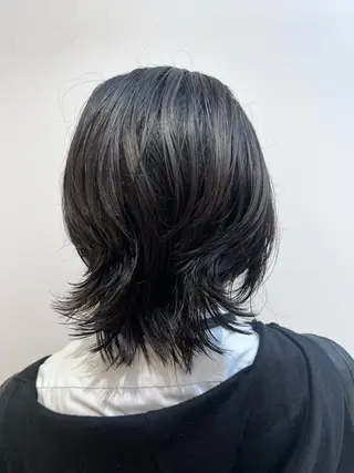 ミディアム 🐺ウルフ× ハイトーン🐺MOEのヘアスタイル