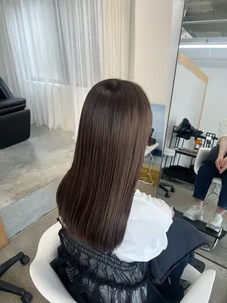 ロング カラー build所属・秋山 花音のヘアスタイル