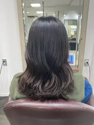 セミロング 月野涼風 /レイヤーカットのヘアスタイル