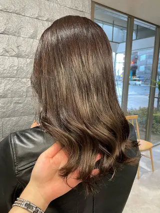 ロング カラー 長澤 理江のヘアスタイル