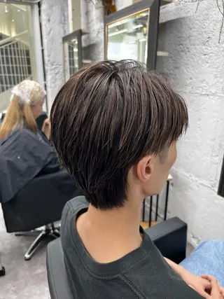 カラー メンズ 笹江 瑞穂のヘアスタイル