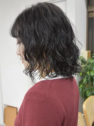 ミディアム パーマ レイヤーボブ/ 艶カラー/サナ🌼のヘアスタイル