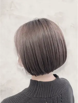 ショート カラー 加藤 いくみのヘアスタイル