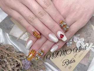 ネイル RI SA☀️ リサのネイルデザイン